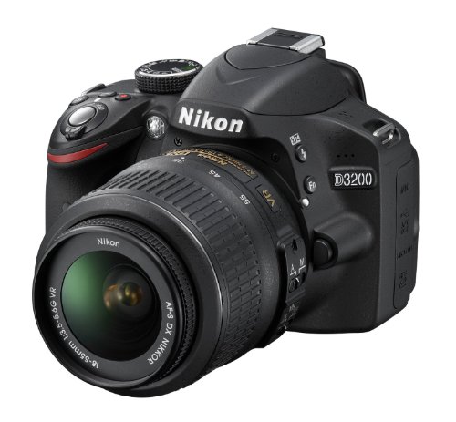 Máquina Fotográfica Reflex NIKON D3200 + AF-S DX 18-55VR (24.2 MP - Sensor: DX - ISO: 100 a 6400) Nikon - Câmeras - 24.2 MP, sensor dx, iso 100-6400, lente 18-55vr