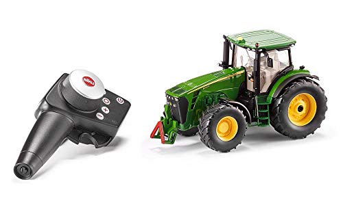 Trator Telecomandado SIKU John Deere 8345R SIKU - Carros e caminhões de controle remoto - telecomandado, luzes realistas, sons realistas, arrumação de cabos