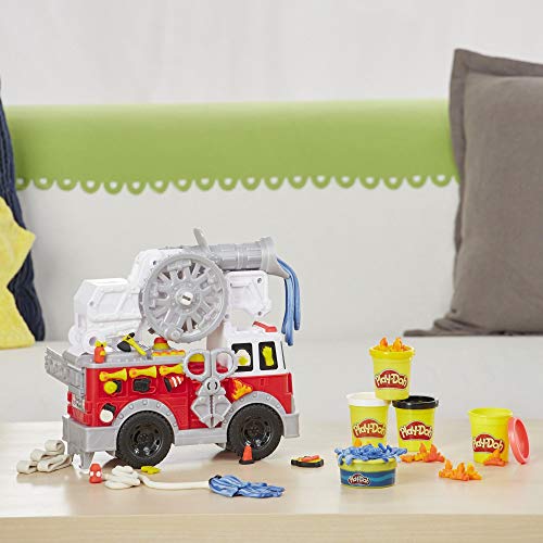 Brinquedo de Trabalhos Manuais HASBRO Wheels Camião de Bombeiros Hasbro - Massa de modelar e putty - bombeiros, escada extensível, play-doh, 5 potes