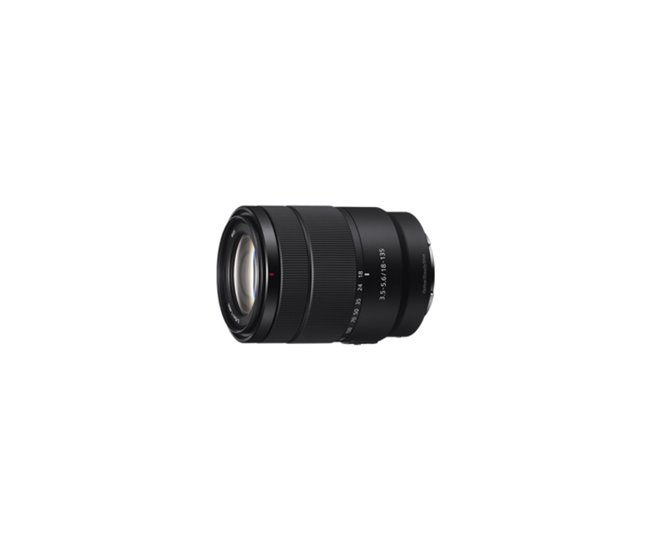 Objetiva SONY FE 18-135mm F3.5-5.6 OSS (Encaixe: Sony E - Abertura: f/22-36 - f/3.5-5.6) Sony - Lentes de câmera - 18-135mm, f/22-36, telephoto zoom, estabilizador de imagens