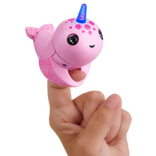 Boneca MGA ENTERTAINMENT Fingerlings Narwhal (Idade mínima recomendada: 4 anos) Wow Wee - Brinquedos robóticos - boneca, narwhal, idade mínima 4 anos