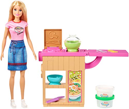 BARBIE e Seu Atelier de Massas (Idade Mínima: 3) Barbie - Conjuntos de brinquedos - atividades, culinária oriental, moldes vegetais