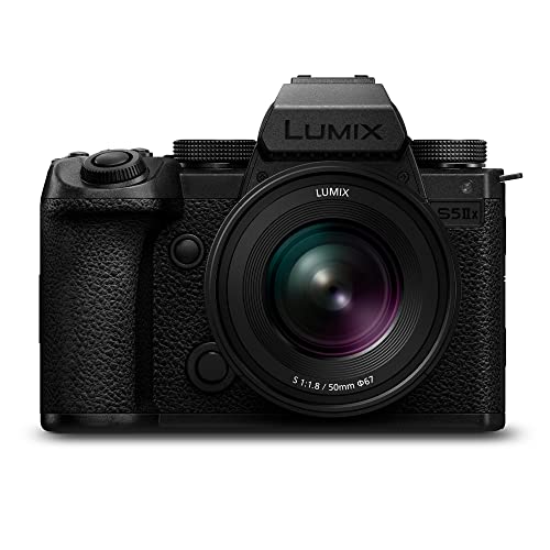 Kit Máquina Fotográfica Mirrorless PANASONIC Lumix S DC-S5 + 50mm f/1.8 (Preto - 20.3 MP) Panasonic - Câmeras digitais - 20.3 mp, mirrorless, 50mm f/1.8, recarregável