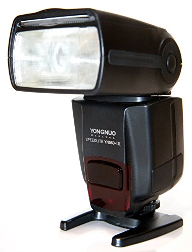 Flash YONGNUO YN560-III (NG: 60 - Controlo: TTL) YONHB - Peças e acessórios para câmeras - 60 flash, TTL controlo, preto corpo, 4 pilhas