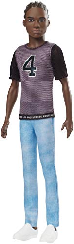 BARBIE e o Seu Amigo (Idade Mínima Recomendada: 3 anos) Mattel - Brinquedos - moda, informal, 3 anos