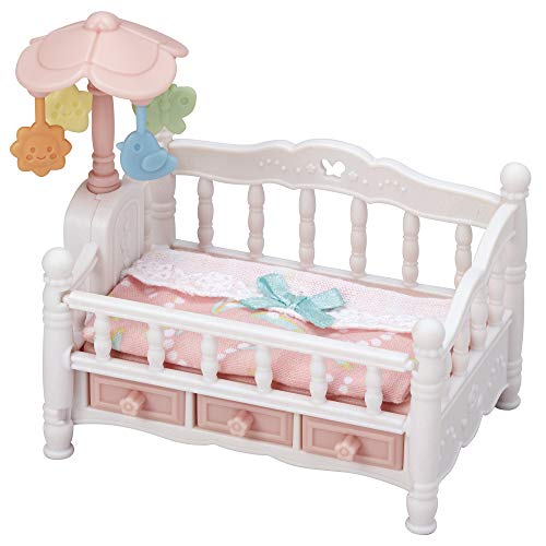 Conjunto de Bonecas SYLVANIAN FAMILIES Baby Bed and Mobile SYLVANIAN FAMILIES - Brinquedos - conjunto, bonecas, sylvanian families, baby bed, mobile, móvel, cama, colchões, gavetas, espreguiçadeira, acessórios decorativos